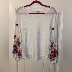 White Embroidered Sleeve Umgee Top